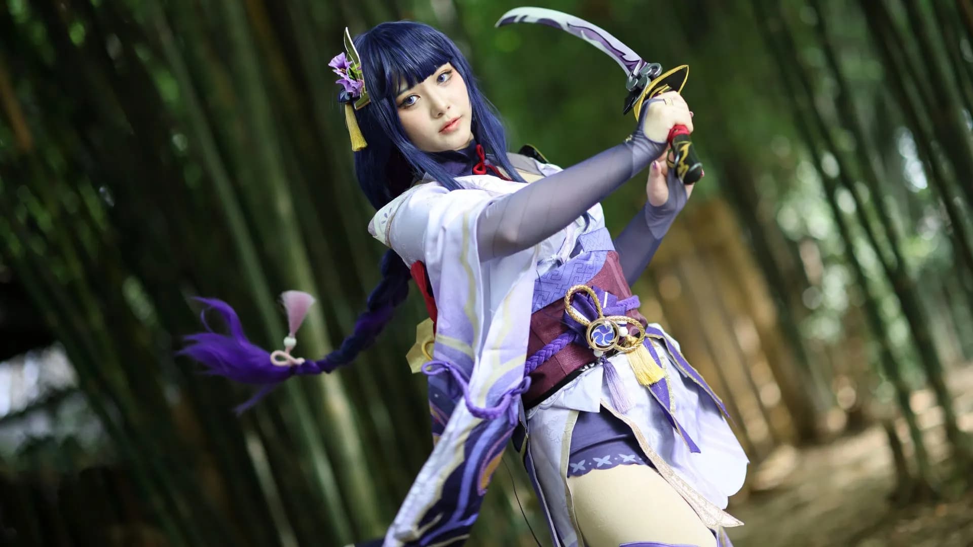 コスプレ衣装を次のレイヤーへ譲るイメージ